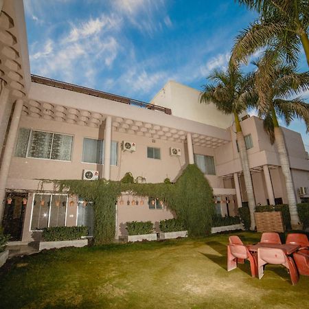 Hotel Vip House Peschawar Exterior foto