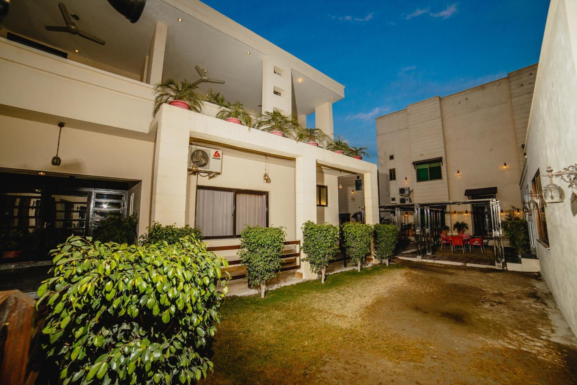 Hotel Vip House Peschawar Exterior foto