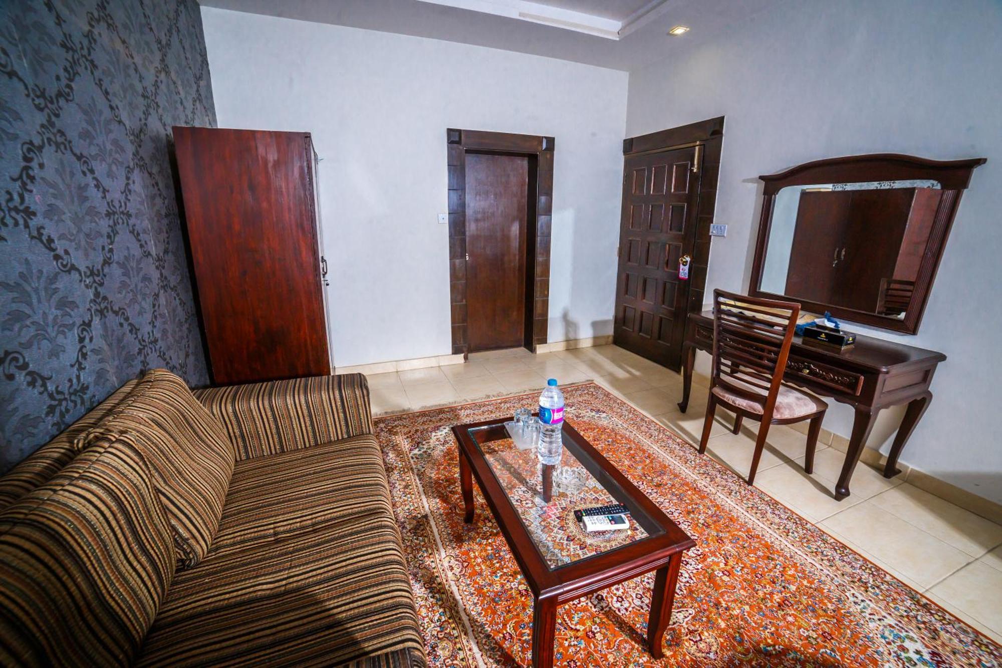 Hotel Vip House Peschawar Exterior foto